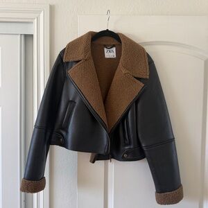 Zara Black Faux Leather Cropped Jacket with Brown Shearling Trim